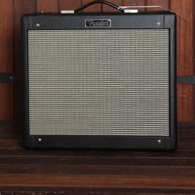 Fender Blues Junior IV 15W 1x12 Valve Guitar Combo Amplifier for sale