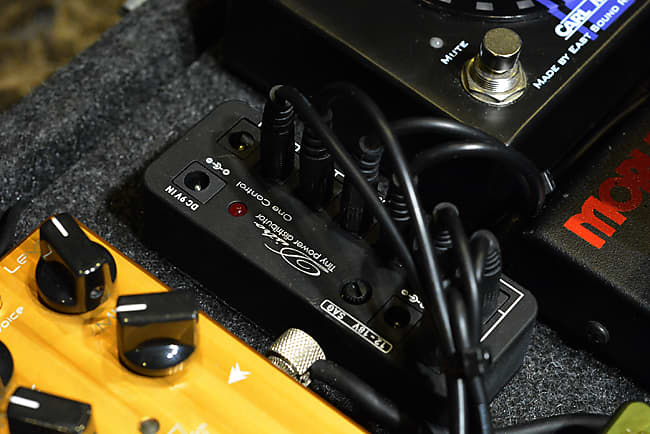 その他 One Control Tiny Power Distributor One Control Micro Distro Black Pack Tiny Power Distributor