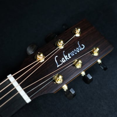 Lakewood  M-32 Edition 2018 | Grand Concert Model with cutaway and pickup system image 17