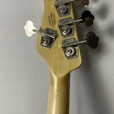 G&L Series 750 CLF-Research L-1000 5-String Bass 3-Tone Sunburst Urethane image 6