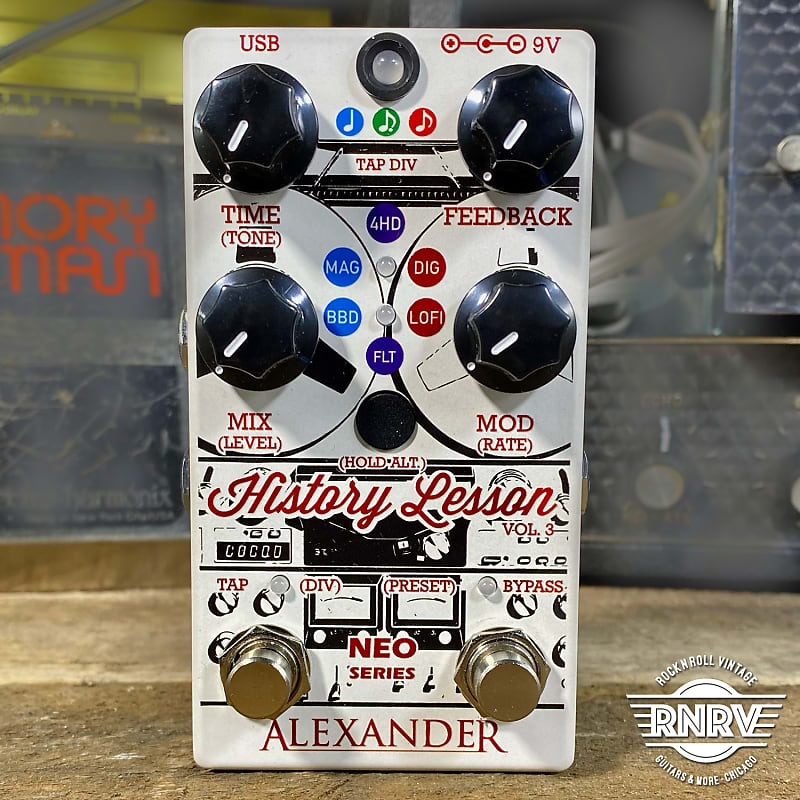 Alexander Pedals NEO Series History Lesson V3 Delay | Reverb