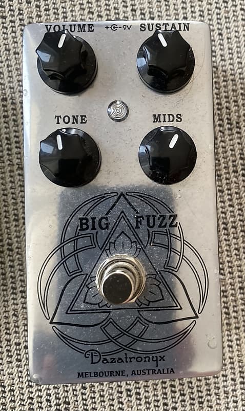 Dazatronyx Big Fuzz - YouTube