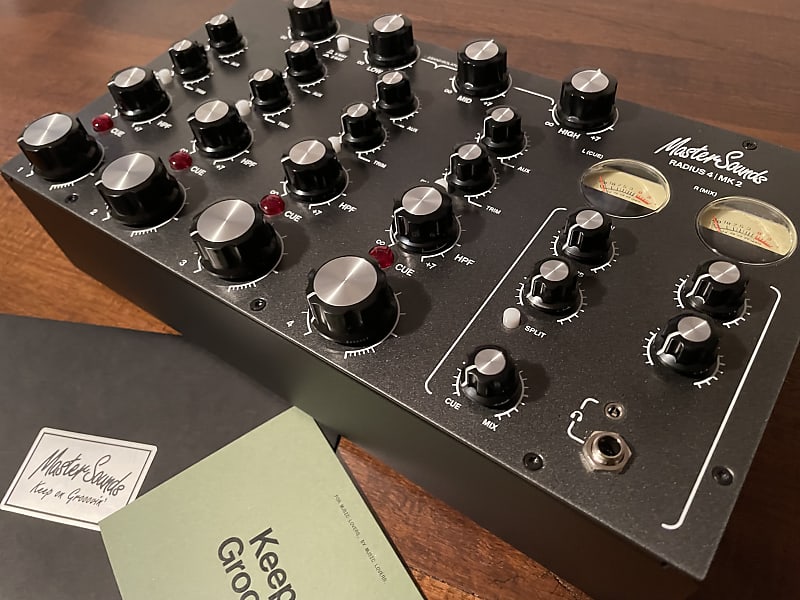 DJ Mixer MasterSounds Radius 4 MK2 | Reverb Belgium