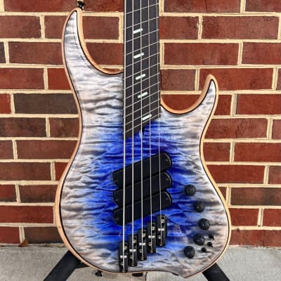 Dingwall Z3 5-String, Blue to Ashes Reverseburst, Quilted Maple X