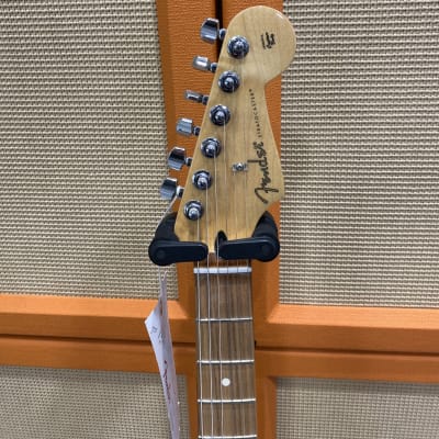 Fender Player Stratocaster with Pau Ferro Fretboard 2018 - Present - Black image 3
