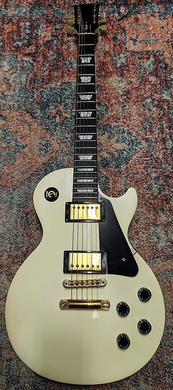 gibson les paul studio 2011 ハードケース付 gibson les paul studio 2011 ハードケース付 - メルカリ