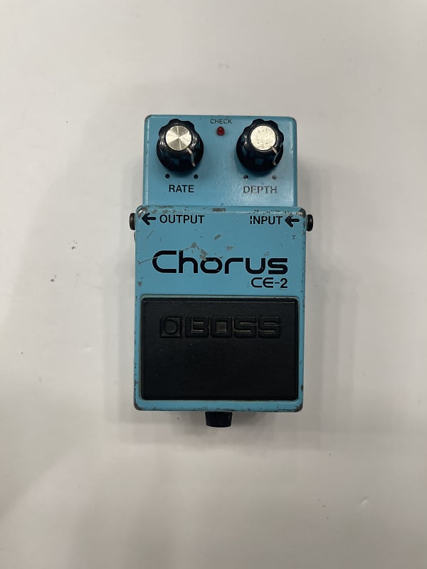 Boss CE-2