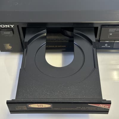 Vintage Sony Single Compact Disc CD Player Model CDP-670 image 12