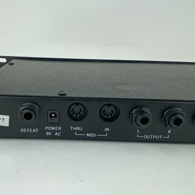 Alesis MIDIVERB II 16-Bit Digital Rack Reverb Effects