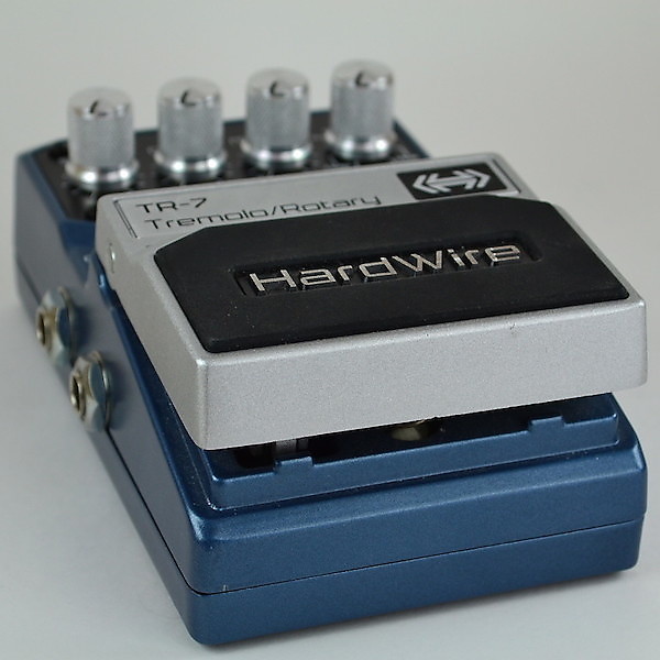 Digitech Tremolo Rotary TR-7　トレモロ　ロータリー HardWire TR-7 Tremolo/Rotary Pedal Review - Premier Guitar