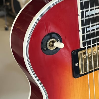 Gibson Les Paul Custom Shop 2000 Cherry Burst image 3