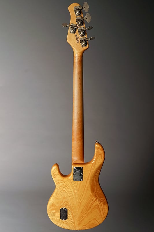 MUSICMAN STINGRAY 1995 ワンピースボディ MUSICMAN STINGRAY 1995 ワンピースボディ