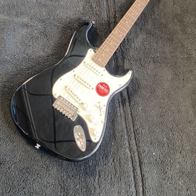 Squier Classic Vibe 70s Stratocaster, Black #ICSH21039184   (7 lbs. 6.2 oz) image 1