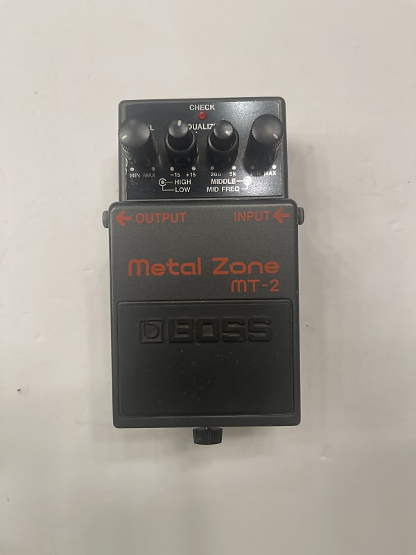 Boss MT-2