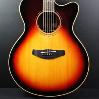 Yamaha CPX-15W CPX Series Cutaway Acoustic Electric Guitar