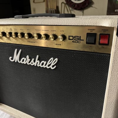 Marshall DSL40C Dual Super Lead Combo Amplifier 2015 - Cream White image 3