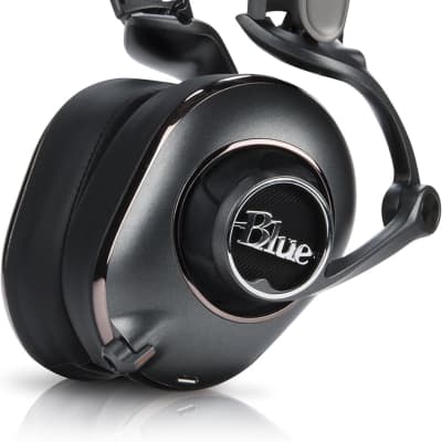 Blue Mix newest Fi Studio Headphones with Built-In Audiophile Amp 982-000135 USED GUC.