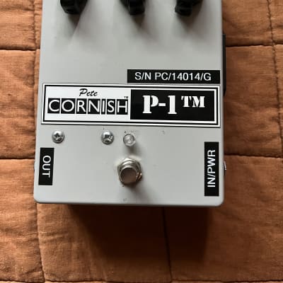 Pete Cornish P-1 Double Isolated Fuzz and Distortion