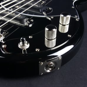 Yamaha BB2025X 5 String Bass Black, with Hard Shell Case image 8