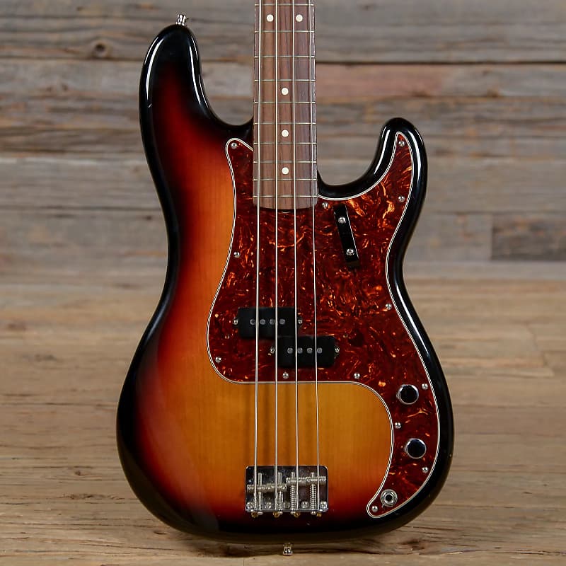 ベース Fender America Vintage 62 Precision Bass Fender American Vintage '62 Precision Bass - www.12fret.com
