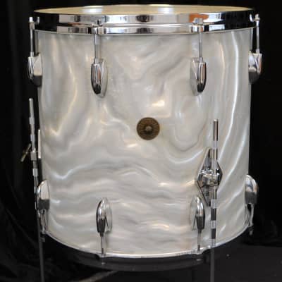 Gretsch 22/13/16" Drum Set - 1960s White Satin Flame image 5