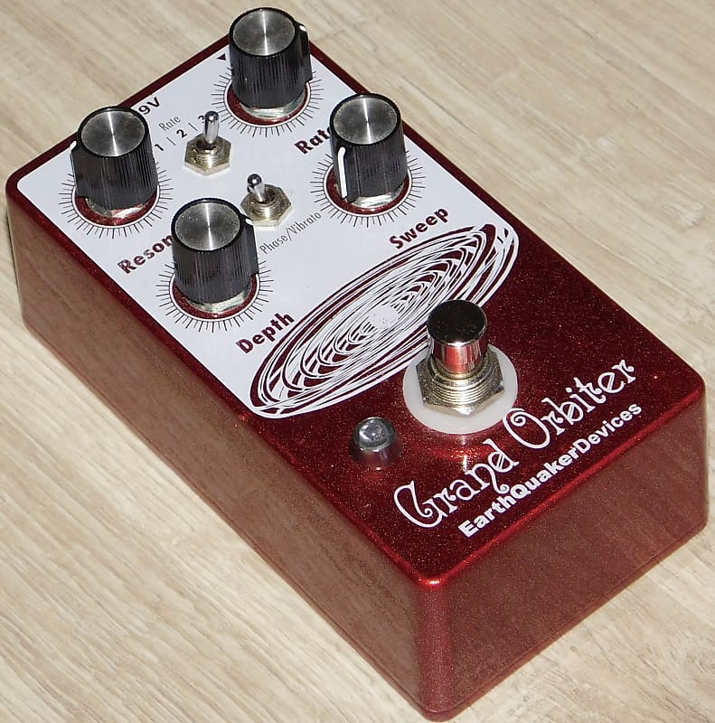 EarthQuaker Devices Grand Orbiter