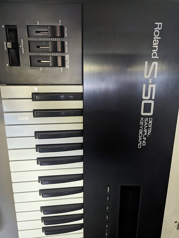 Roland S-50 61-Key Digital Sampling Keyboard