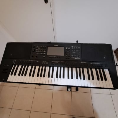 Yamaha PSR-SX700 61-Key Arranger Workstation achat dec 2022 -  Black