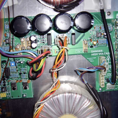 QUESTED STUDIO MONITORS VS3208B PAIR image 6