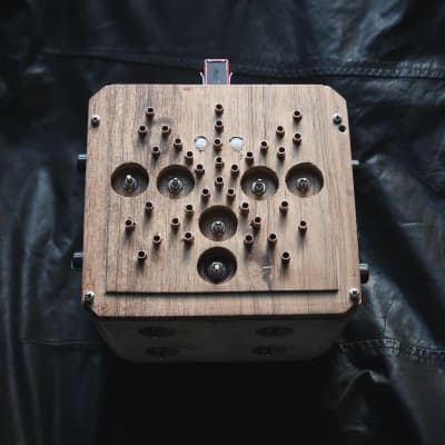 Ciat-Lonbarde DogeVox image 1