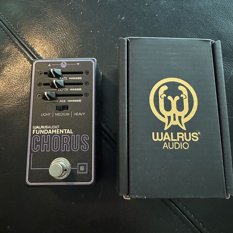 Walrus Audio Fundamental Chorus
