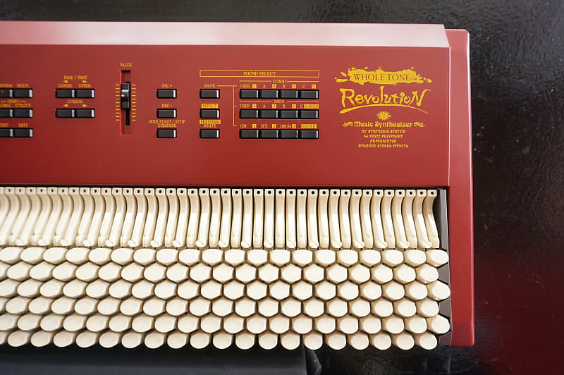 WholeTone Revolution Synthesiser Chromatic Keyboard In Box