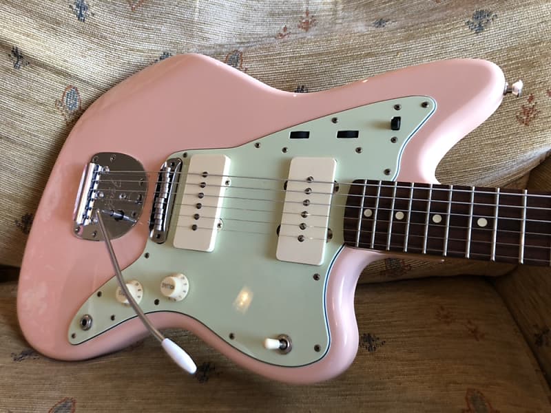 Fender Jazzmaster (FSR, MiM, Classic Player) 2013 Shell Pink