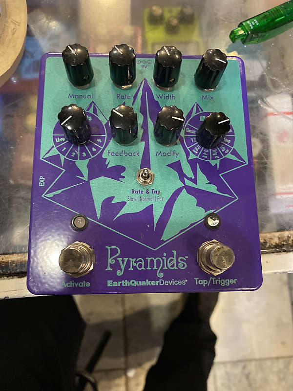 EarthQuaker Devices Pyramids