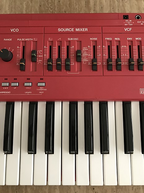 Roland SH-101: Rare Red Color: SH101