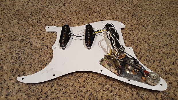 Mim strat pickguard sales