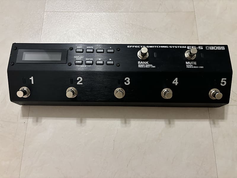 Boss ES-5 Effects Switching System