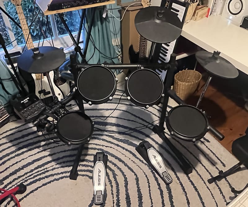 Alesis Nitro Mesh Kit Electronic Drum Set 2010s - Black image 1