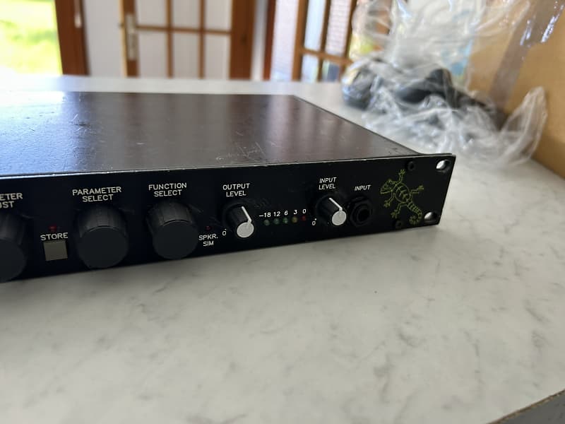 Rocktron Chameleon 2000 Guitar Preamp | Reverb Canada