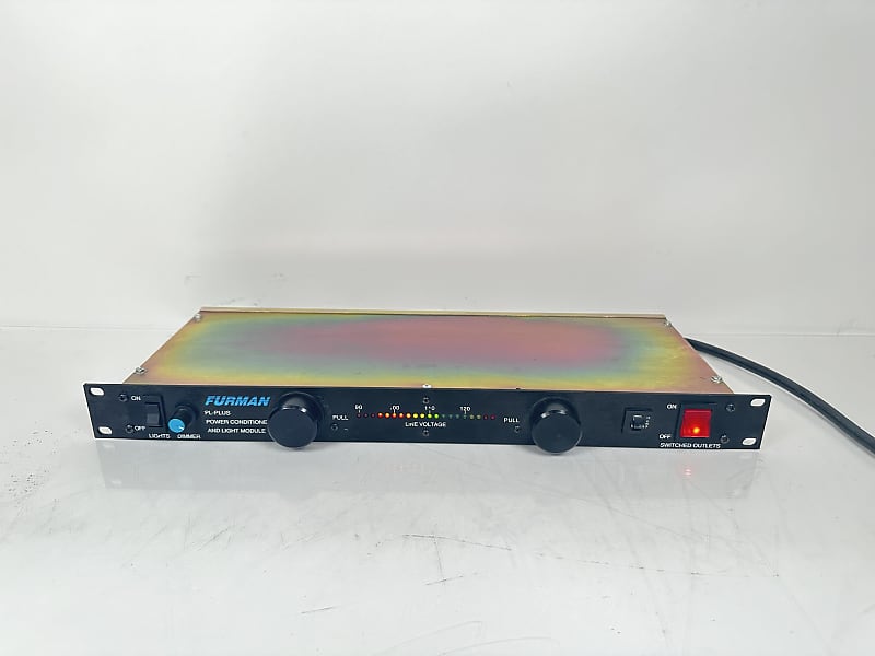 Furman PLPLUS / Power Conditioner & Light Module Reverb