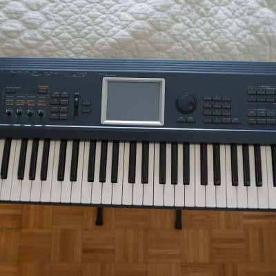 Korg Triton Extreme 61 - Black