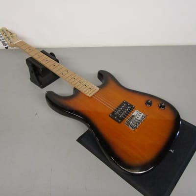 Davison G-235 Electric Guitar in a Sunburst Finish image 4