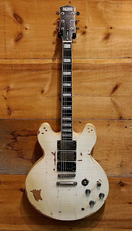 Immagine Palermo DIS VICIOUS 2018 Tommy Henriksen / Alice Cooper / Hollywood Vampires White Relic w/ 335 Case - 1