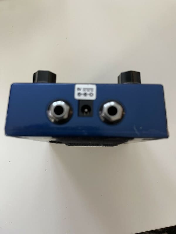 → T-REX EFFECTS ← Pedals for guitar and bass players!