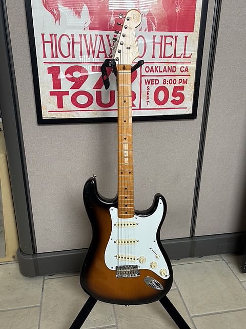 Fender American Vintage '57 Stratocaster Electric Guitar | Reverb