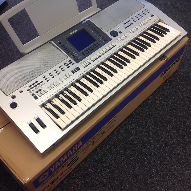 YAMAHA PSR-S700 Keyboard, INC: Box, Music Rest & Warranty | Reverb