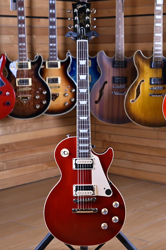 Gibson les paul 2024 translucent cherry