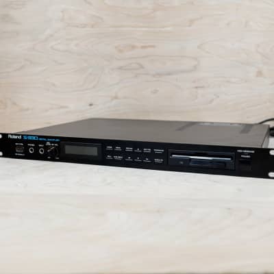 Roland S-330 Digital Sampler | as-is |