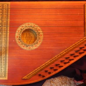 Paramount concert harp cheap