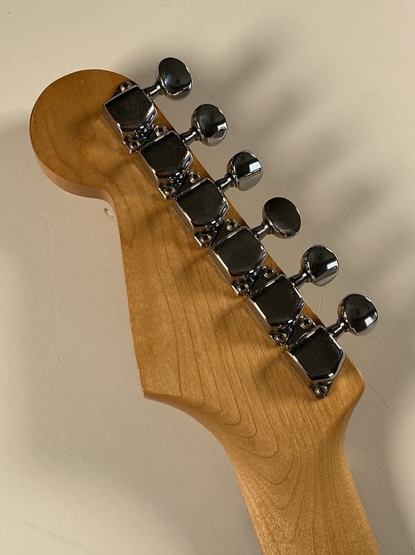 Squier by Fender Stratocaster SST-33 '90s Vintage Electric